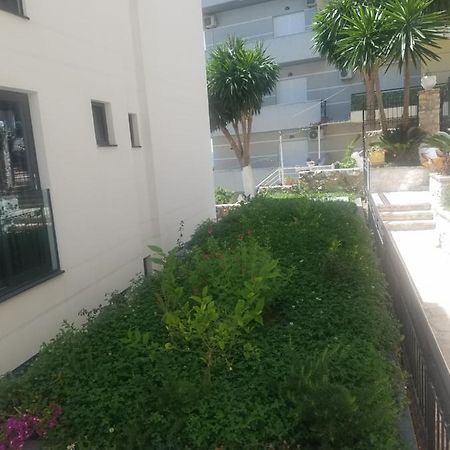 Apartamente Duplex Berti Sarandë Exterior foto
